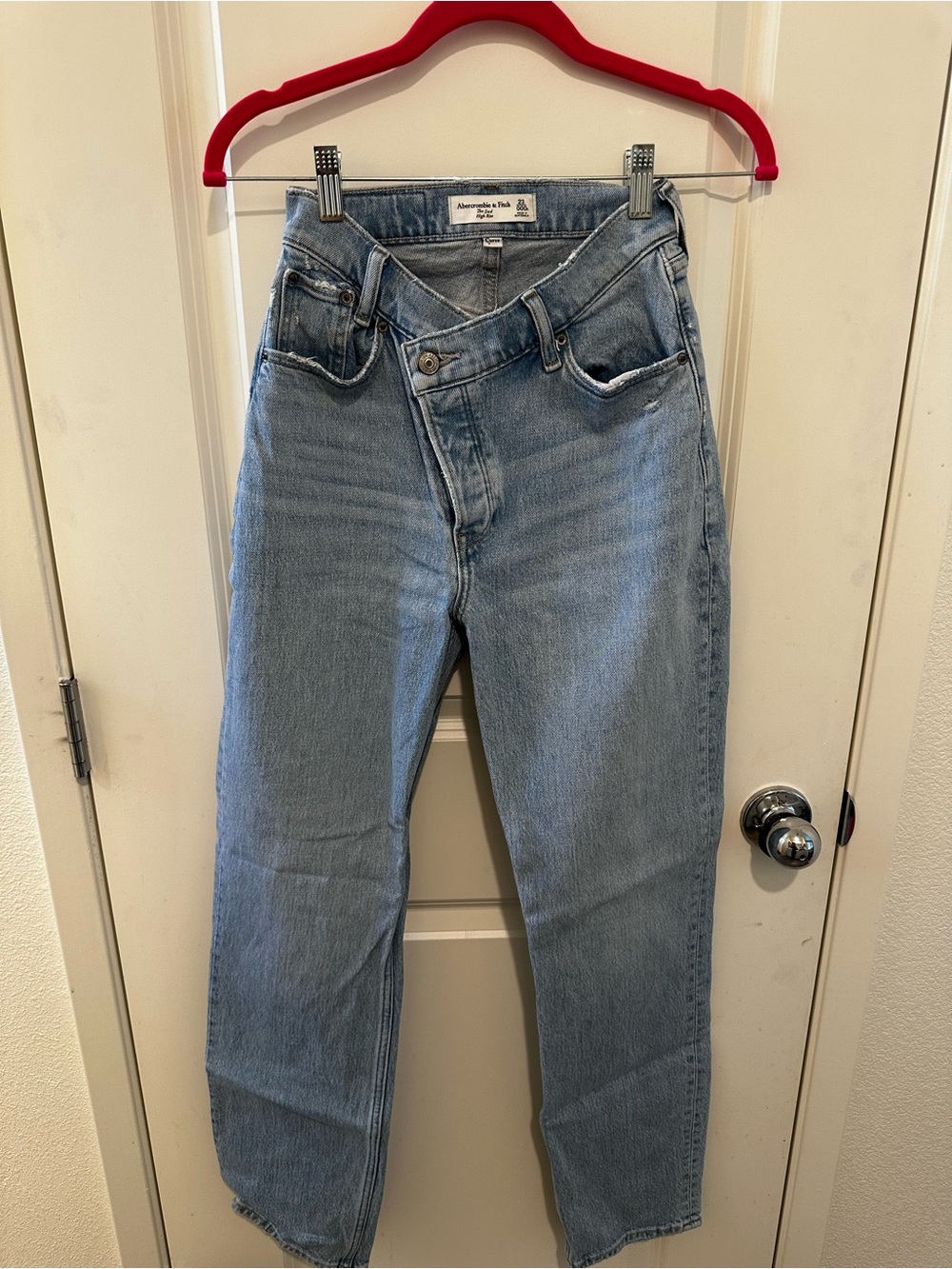 Abercrombie & Fitch Dad Criss-Cross Waist Light Blue High-Rise Straight Jeans